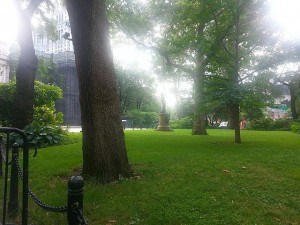 Oarabile Mudongo; http://commons.wikimedia.org/wiki/File:Airlington_Memory_Park.jpg