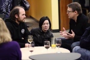 credit: http://commons.wikimedia.org/wiki/File:Wikimedians_in_discussion_1,_2011-01-07.jpg