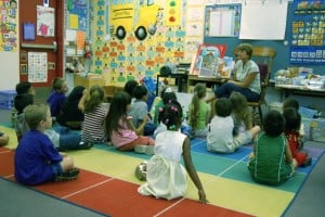 https://commons.wikimedia.org/wiki/File:Story_Time.jpg